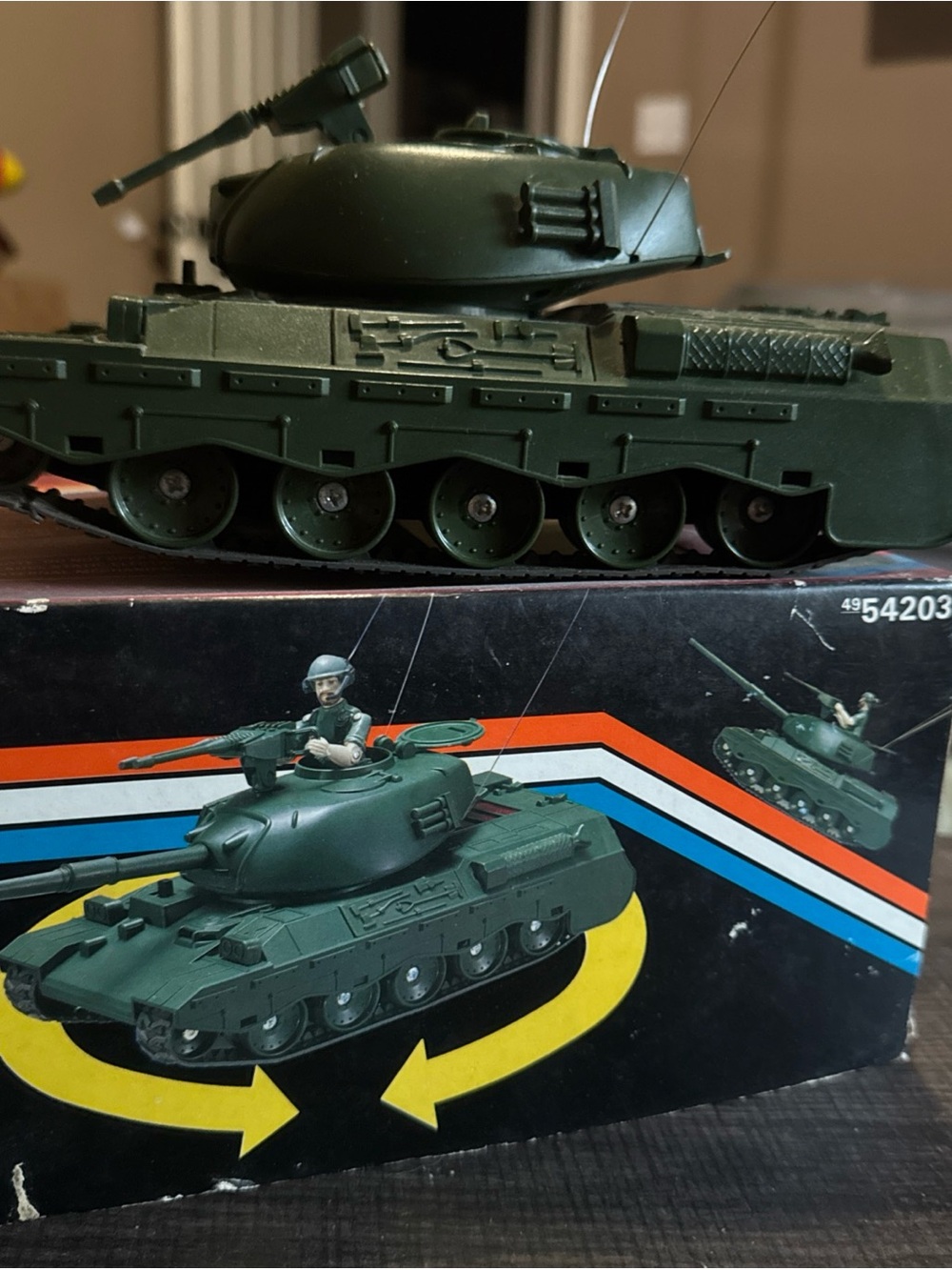 SEARS RADIO CONTROLLED MILITARY TANK VINTAGE In Box Untested - Picture 3 of 16